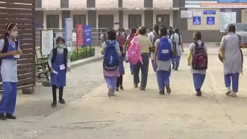 school students (file photo)